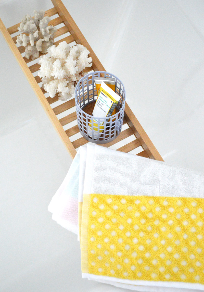 Badstyling Vorher Nacher Deko Fur Badezimmer In Rot Oder Gelb